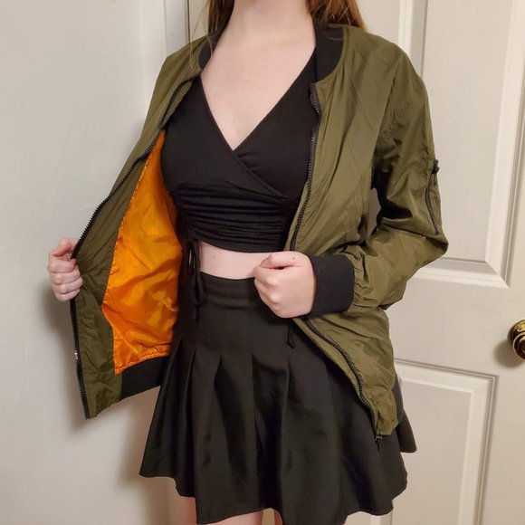 Forever 21 Other - 🖤Forever 21 Army Green & Orange Bomber Jacket🖤